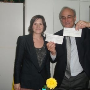 Abril 2015: Entrega 3 Becas Talentia a la Fundació Joan Salvador Gavina Abril 2015: Entrega 3 Becas Talentia a la Fundació Joan Salvador Gavina