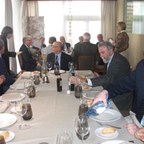 13.10.2016 Reunión Restaurante Chalet 13.10.2016 Reunión Restaurante Chalet