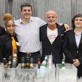 Oct 2017: Nuestro socio Alfonso García (Casa Alfonso) participa en Tapa Solidaria Oct 2017: Nuestro socio Alfonso García (Casa Alfonso) participa en Tapa Solidaria