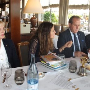 16.05.2019 Presentación proyecto "Happy Reading", Restaurante Chalet, Real Club de Polo 16.05.2019 Presentación proyecto "Happy Reading", Restaurante Chalet, Real Club de Polo